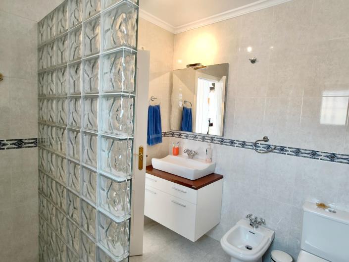 Image No.17-3 Bed Chalet for sale