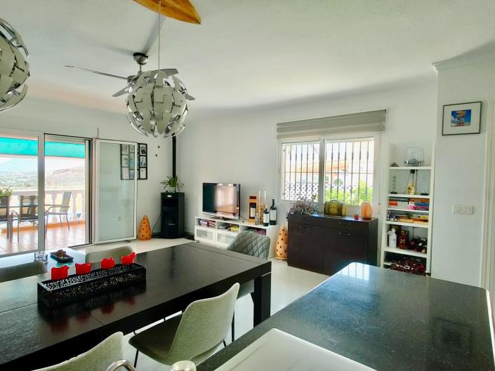 Image No.45-3 Bed Chalet for sale