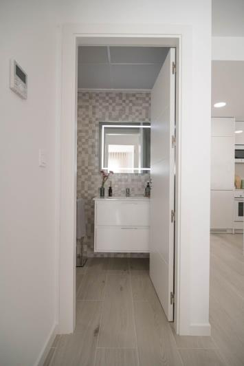 Image No.52-3 Bed House for sale