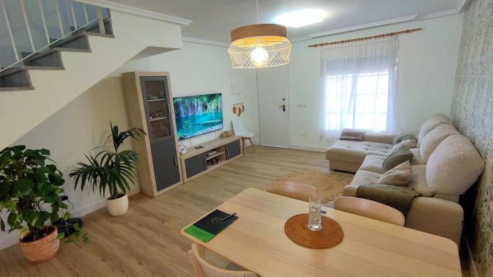 Image No.5-3 Bed House for sale