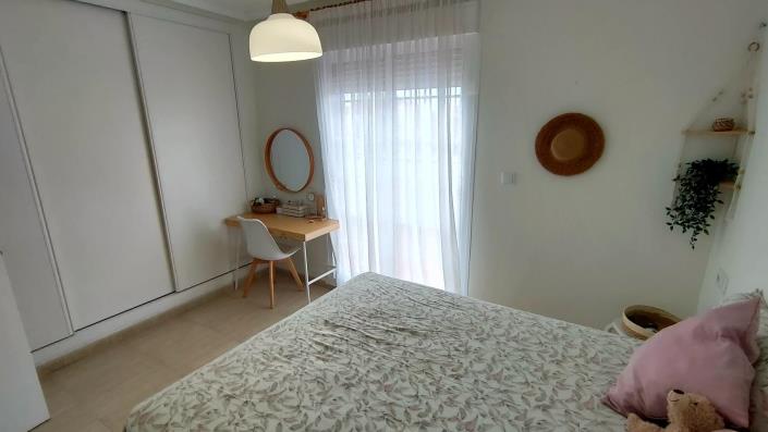 Image No.13-3 Bed House for sale