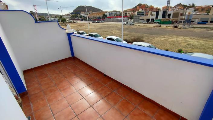 Image No.15-3 Bed House for sale