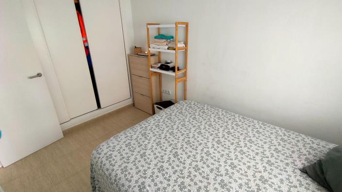 Image No.18-3 Bed House for sale