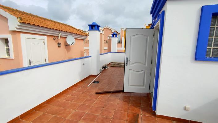 Image No.22-3 Bed House for sale