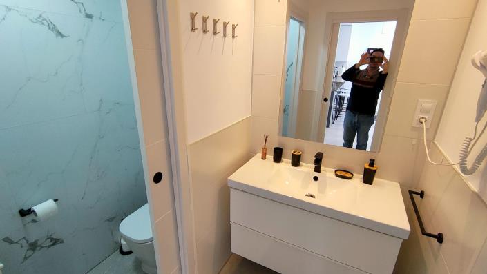 Image No.18-2 Bed Apartment for sale