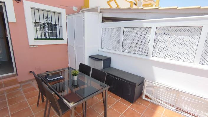 Image No.6-3 Bed House for sale