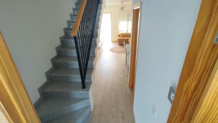 Image No.11-3 Bed House for sale