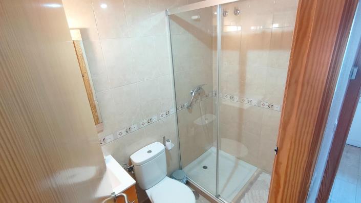 Image No.13-3 Bed House for sale