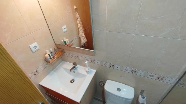 Image No.14-3 Bed House for sale