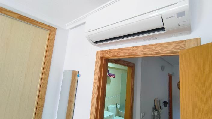 Image No.27-3 Bed House for sale