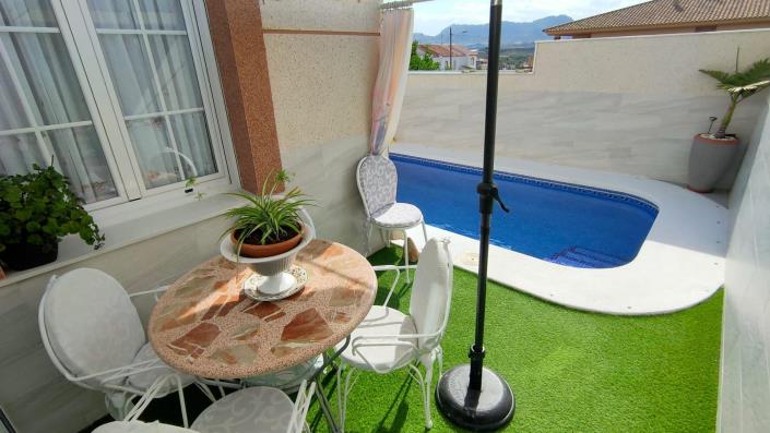 Image No.9-3 Bed Duplex for sale