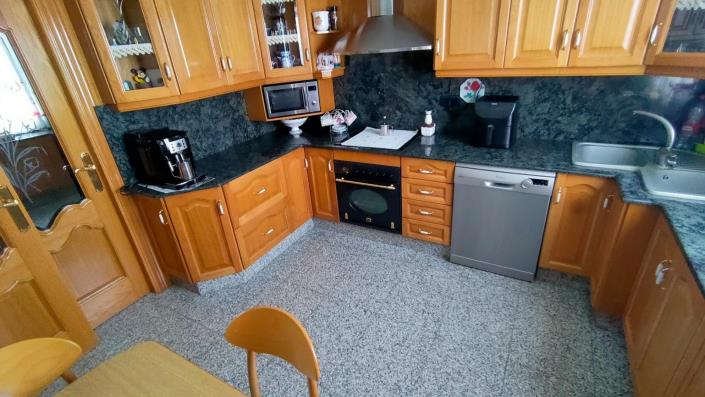 Image No.16-3 Bed Duplex for sale