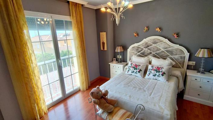 Image No.26-3 Bed Duplex for sale