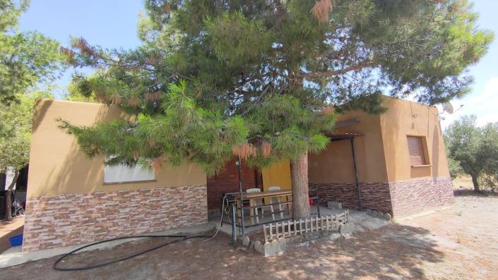 Image No.1-5 Bed Country House for sale