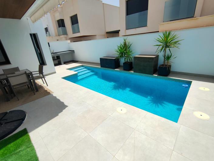 Image No.2-3 Bed House/Villa for sale