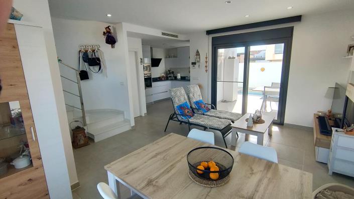 Image No.9-3 Bed House/Villa for sale