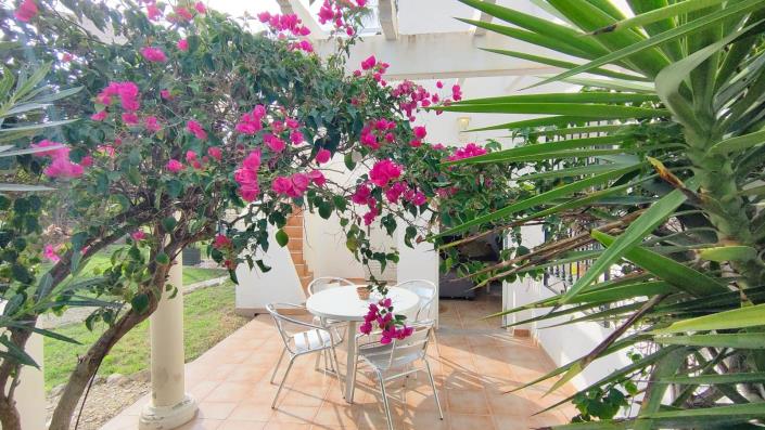 Image No.18-2 Bed House for sale