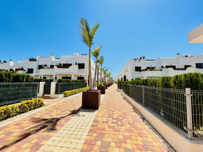 Image No.15-2 Bed Apartment for sale