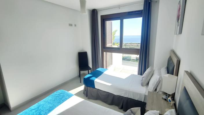 Image No.30-3 Bed Villa / Detached for sale