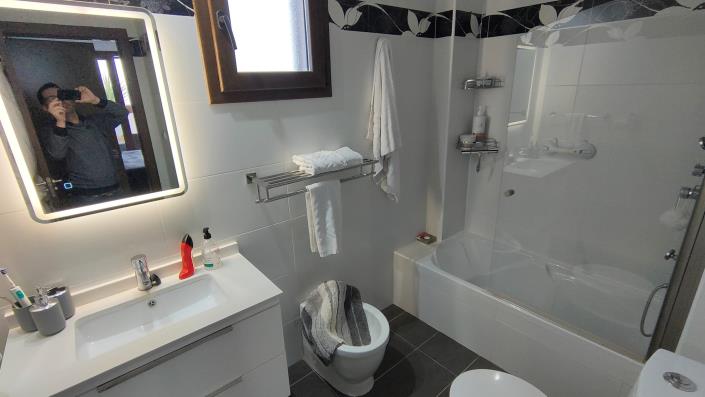 Image No.26-3 Bed Villa / Detached for sale