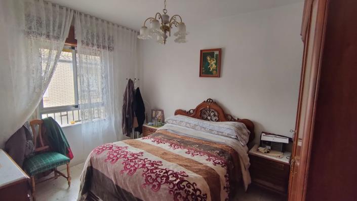 Image No.13-3 Bed Townhouse for sale