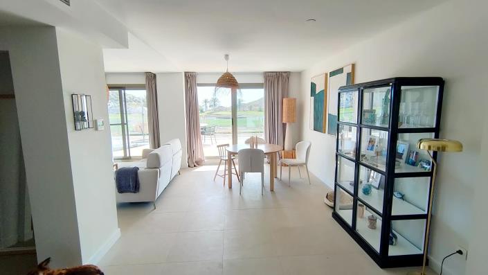 Image No.5-2 Bed Apartment for sale