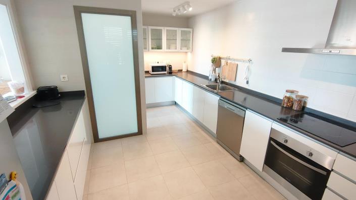 Image No.15-4 Bed Apartment for sale