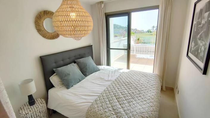 Image No.22-4 Bed Apartment for sale