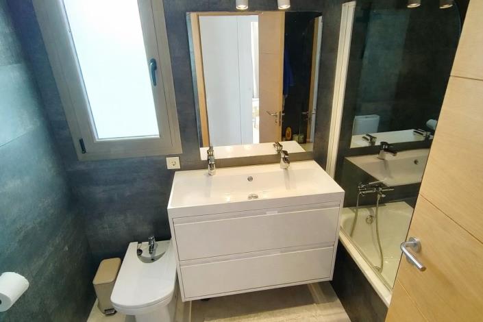 Image No.26-4 Bed Apartment for sale