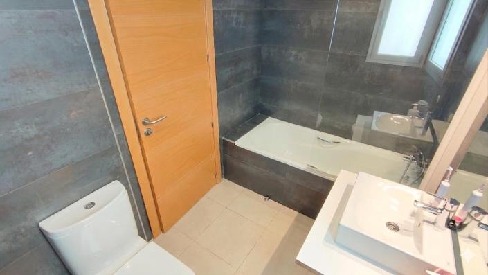 Image No.30-4 Bed Apartment for sale