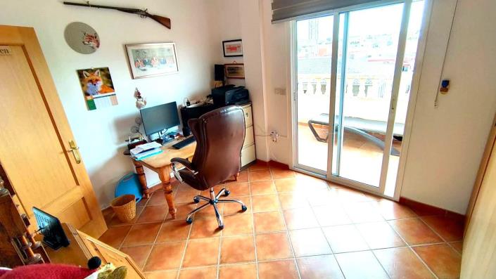 Image No.19-4 Bed Villa for sale