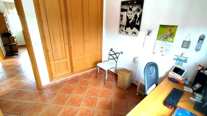 Image No.22-4 Bed Villa for sale