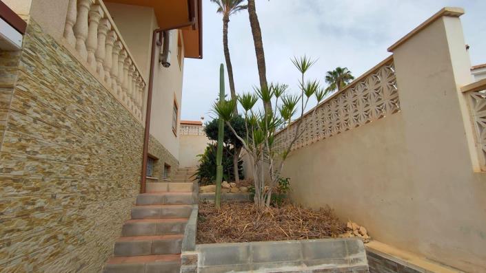 Image No.38-4 Bed Villa for sale