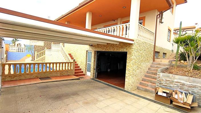 Image No.37-4 Bed Villa for sale