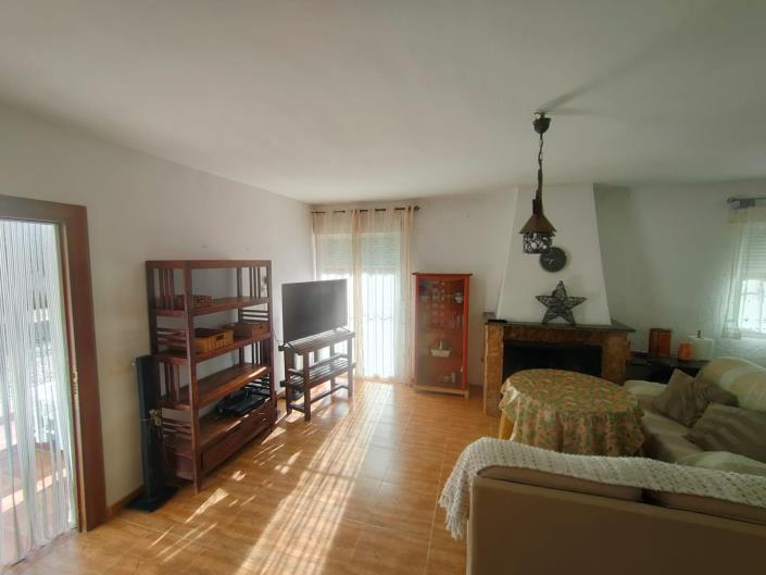 Image No.13-4 Bed Country House for sale