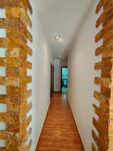 Image No.17-4 Bed Country House for sale