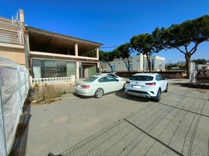 Image No.6-Commercial for sale