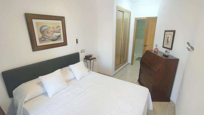 Image No.22-2 Bed Apartment for sale