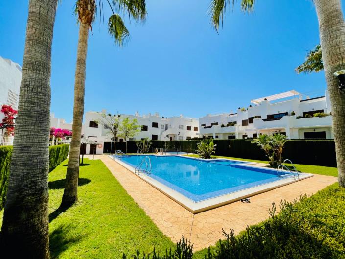 Image No.40-2 Bed Apartment for sale