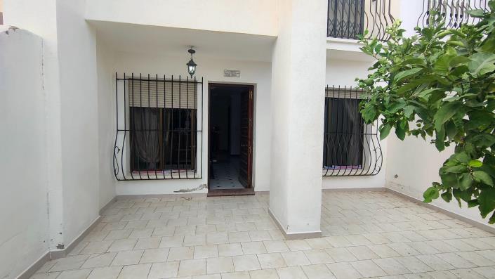 Image No.2-5 Bed House for sale
