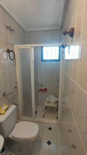 Image No.15-5 Bed House for sale