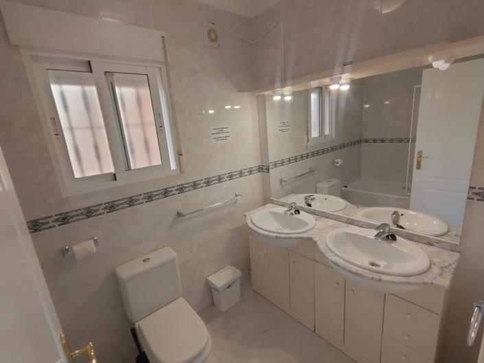 Image No.17-3 Bed House/Villa for sale