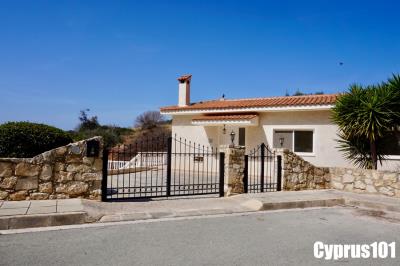 3-Peyia-bungalow-with-sea-views-Property-1232
