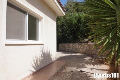 10-Peyia-bungalow-with-sea-views-Property-1232