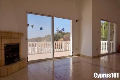 13-Peyia-bungalow-with-sea-views-Property-1232