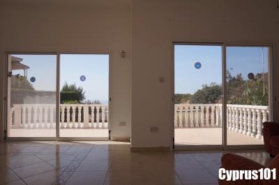 14-Peyia-bungalow-with-sea-views-Property-1232