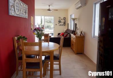 12-Peyia-Paphos-townhouse-with-sea-views-Property-1228