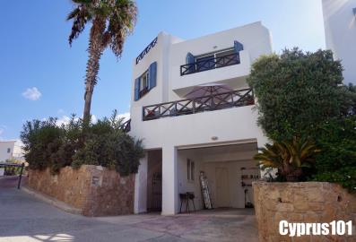 11-Villa-for-sale-in-Chloraka-Property-1199