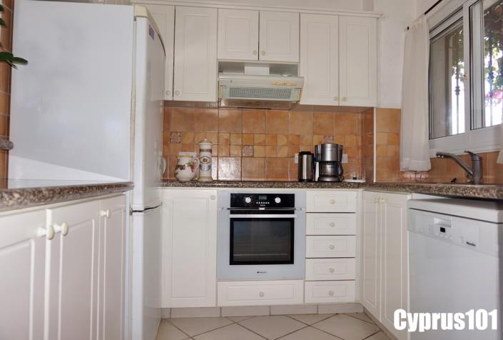 Image No.24-3 Bed Villa / Detached for sale