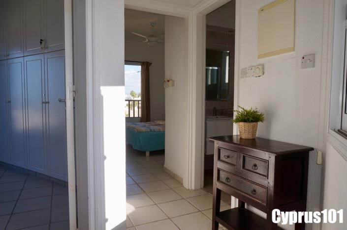 Image No.30-3 Bed Villa / Detached for sale